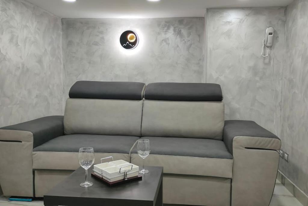 Il Duomo A Due Passi Apartment Naples Exterior photo